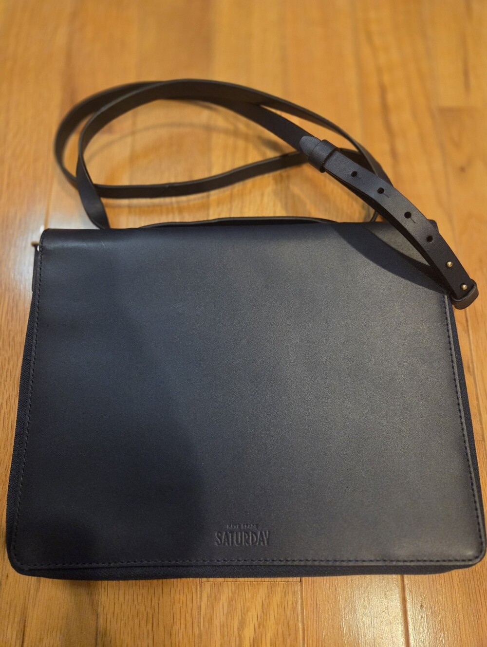 Kate Spade Saturday Navy Blue Leather Crossbody Tech Organizer Tablet Folio Bag